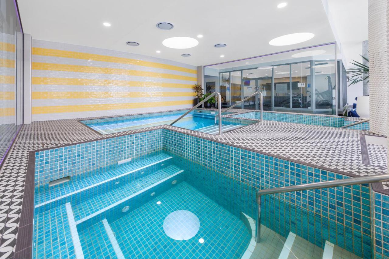 Ramada Resort By Wyndham Shoal Bay Exterior foto